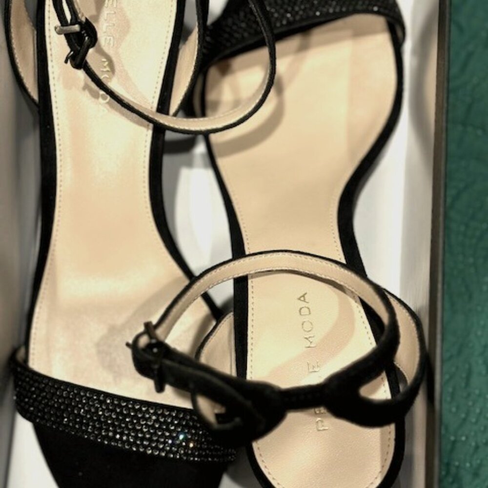 Womens shoes